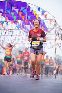 BIB: 15046
                            <button type="button" onclick="openModal(9940259)" class="btn btn-primary btn-sm float-right btn-popup" data-toggle="modal" data-target=".modal-high-quality">
                        <i class="fas fa-shopping-cart"></i> Add to Cart
                    </button>
                                            <button type="button" onclick="isThisMe(9940259, true)" class="btn btn-success btn-sm float-right btn-popup btn-isme hidden" data-toggle="tooltip" data-placement="bottom" title="นี่คือรูปของคุณใช่ไหม คลิกที่นี่เพื่อเอาเข้าอัลบั้ม">
                        <i class="fas fa-plus"></i> Add to album
                    </button>
                    <button type="button" onclick="isThisMe(9940259, false)" class="btn btn-warning btn-sm float-right btn-popup btn-isnotme hidden">
                        <i class="fas fa-ban"></i> Remove from album
                    </button>
